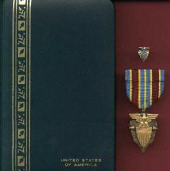 Defense Logistics Agency DLA Superior Civilian Service Award medal cased set